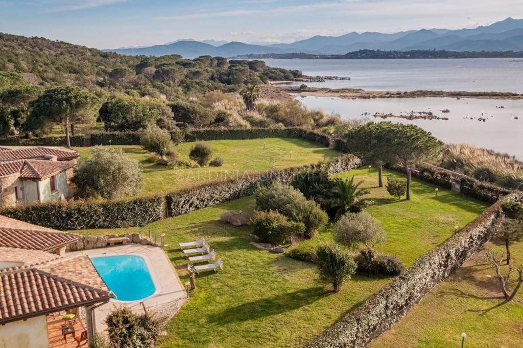 Villa Domus Ardea Capo Coda Cavallo Exteriér fotografie